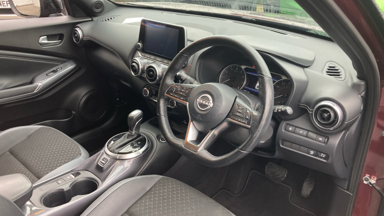 Nissan Juke 1.0 DiG-T 114 N-Connecta 5dr DCT Petrol Hatchback